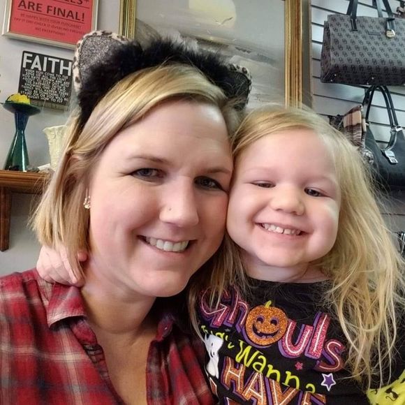 Meet your Posher, Meg - Picture 1 of 1